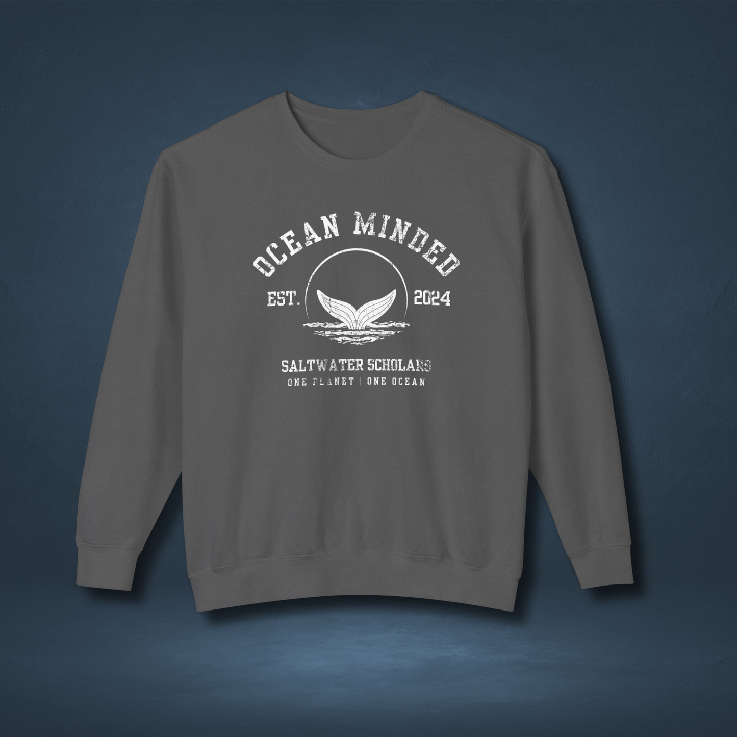 Grey eco-friendly crewneck sweatshirt made from sustainable cotton with ocean design