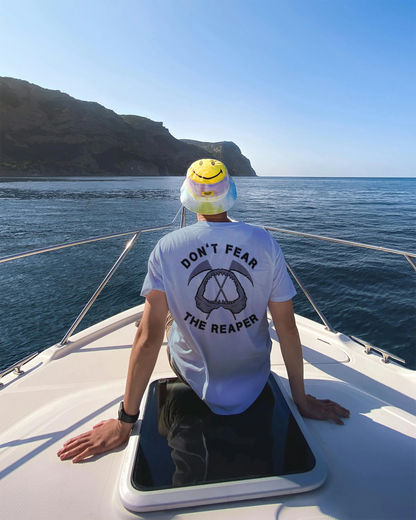 Unisex Great White Shark Graphic Tee - Sustainable Cotton